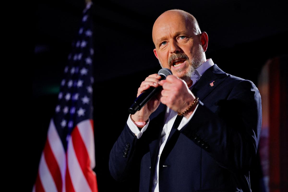 California Republican gubernatorial candidate Steve Hilton speaks during his campaign watch party in Huntington Beach, California, U.S. June 2, 2026.   REUTERS/Mike Blake