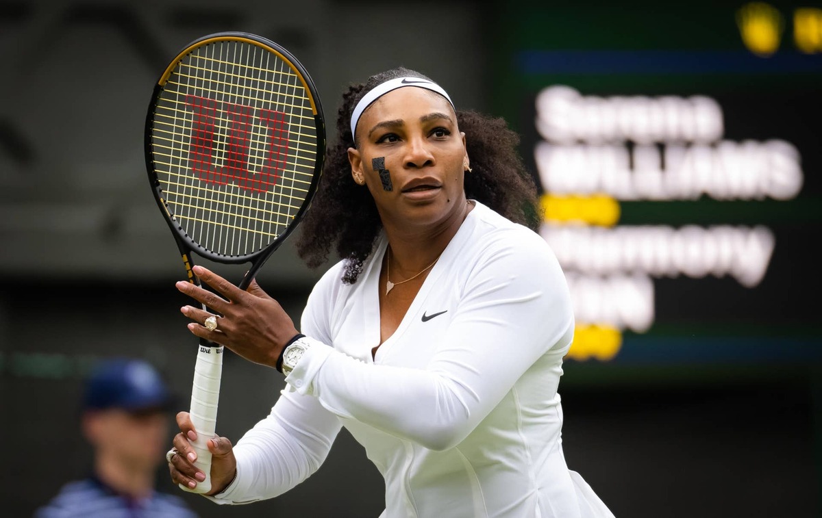  LONDON, ENGLAND - JUNE 28: Serena Williams of the United States in action against Harmony Tan of France in her first round match during Day Two of The Championships Wimbledon 2022 at All England Lawn Tennis and Croquet Club on June 28, 2022 in London, England (Photo by Robert Prange/Getty Images) 