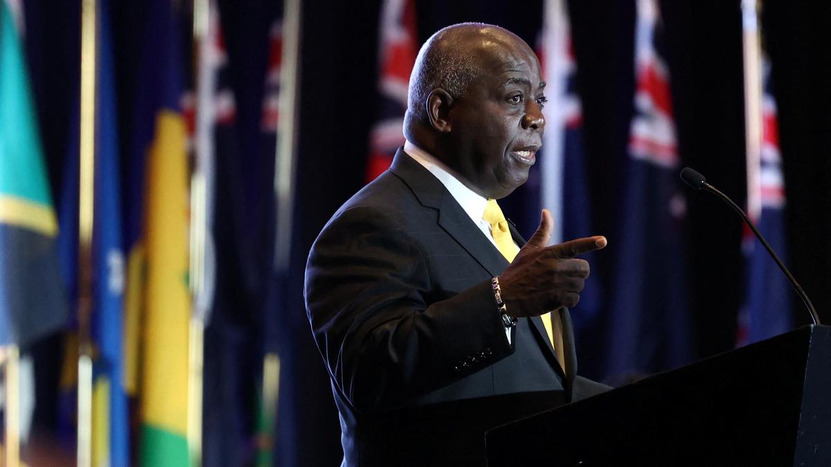 Prime Minister of the Bahamas Philip Davis speaks at an event where leaders of Caribbean nations meet for a two-day conference to discuss the region's approach to the COP27 climate talks, in Nassau, Bahamas August 16, 2022.  REUTERS/Dante Carrer/File Photo