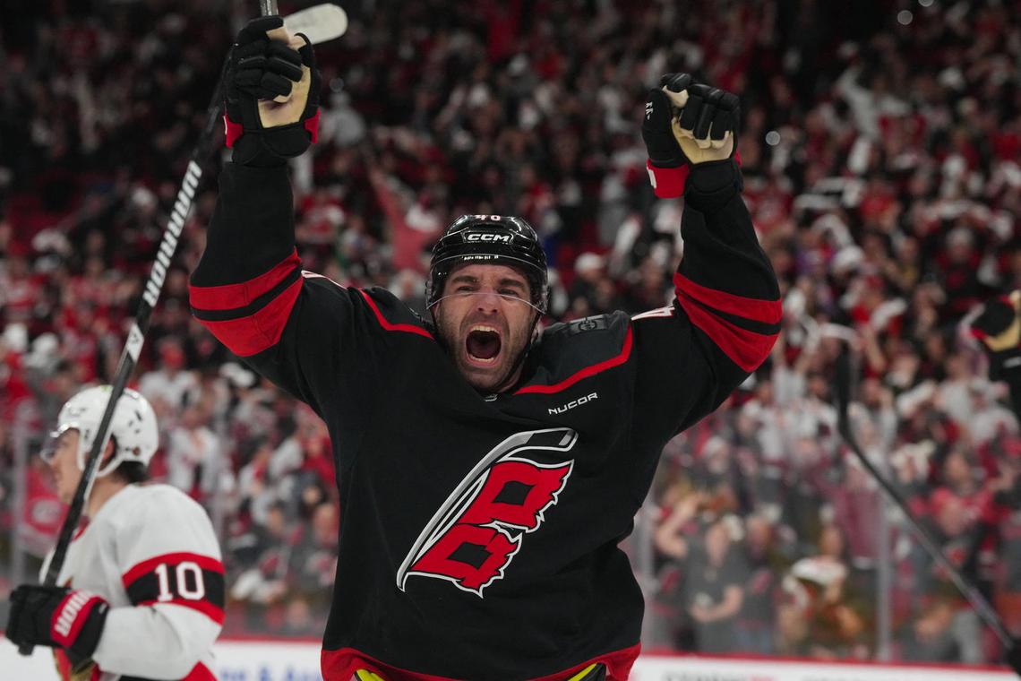  Hurricanes Survive An Overturned OT Goal And Failed Penalty Shot To Beat Senators In Wild Game 2 
