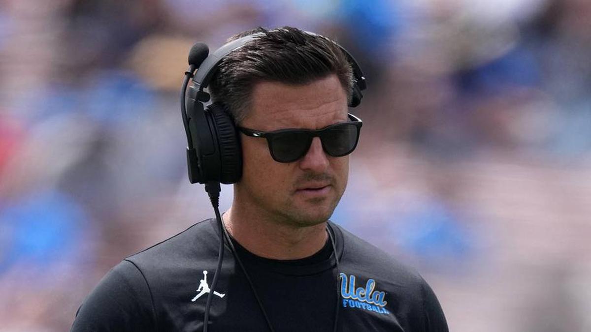  May 2, 2026; Pasadena, CA, USA; UCLA Bruins coach Bob Chesney reacts during the spring game at Rose Bowl. Mandatory Credit: Kirby Lee-Imagn Images | Kirby Lee-Imagn Images 