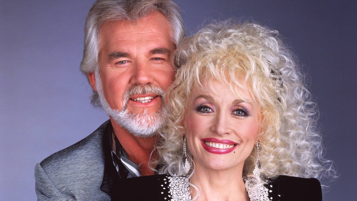 Dolly Parton And Kenny Rogers' Impromptu 2013 Duet Resurfaces: 'What A Gift' 