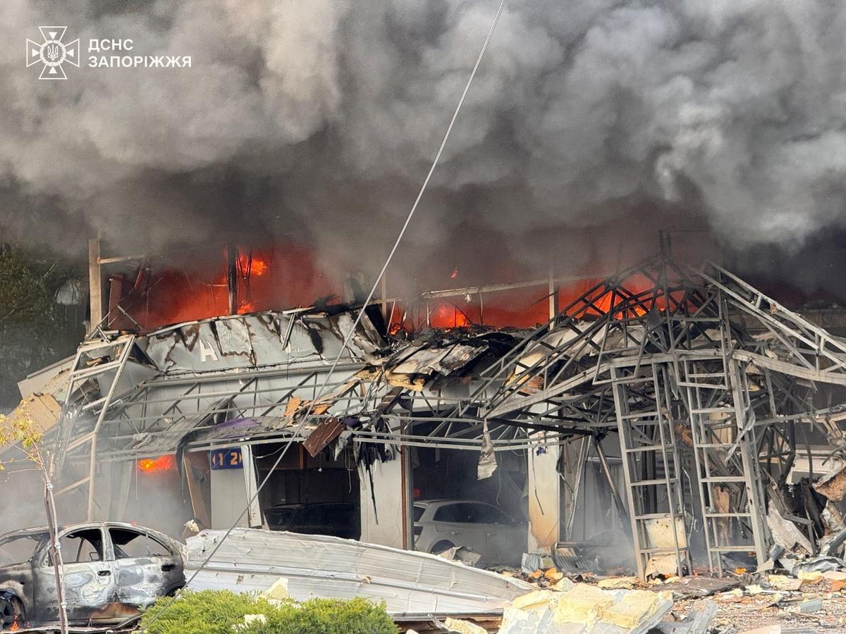 A site of a Russian air strike, amid Russia's attack on Ukraine, in Zaporizhzhia, Ukraine May 5, 2026. Press service of the State Emergency Service of Ukraine in Zaporizhzhia region/Handout via REUTERS