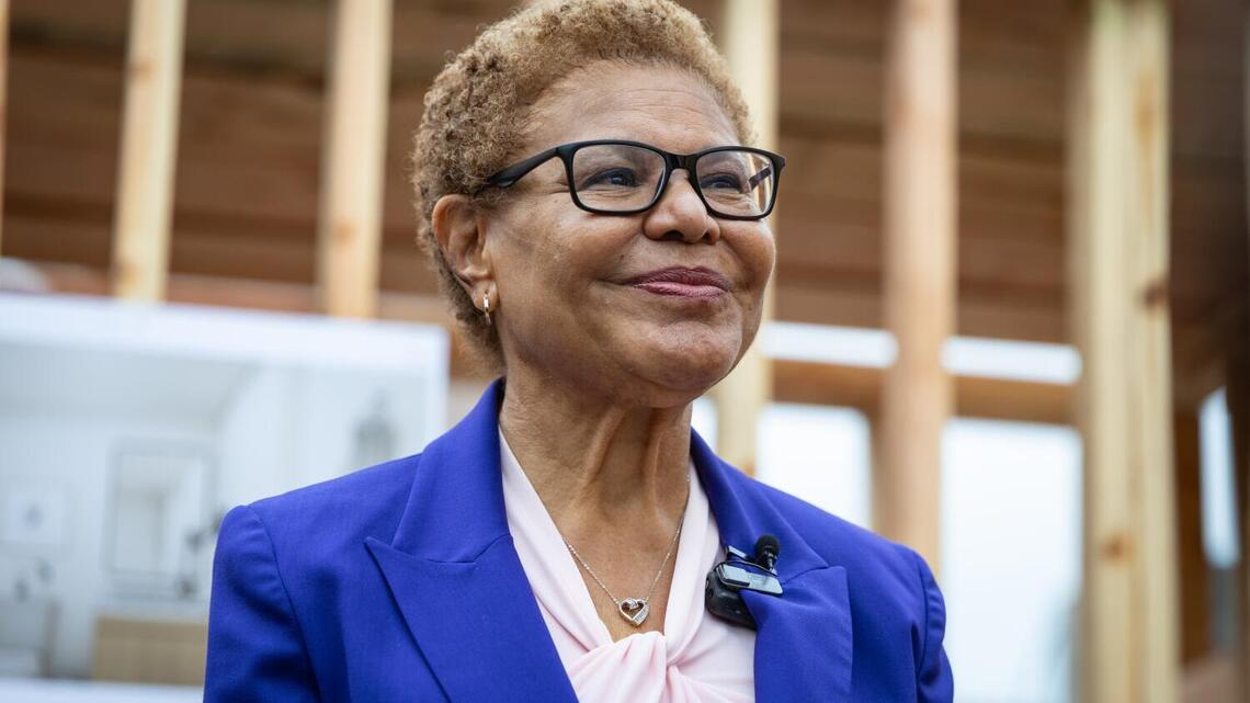 Mayor Karen Bass returns campaign donations from leaders of anti-gang nonprofit after LA Times inquiry 