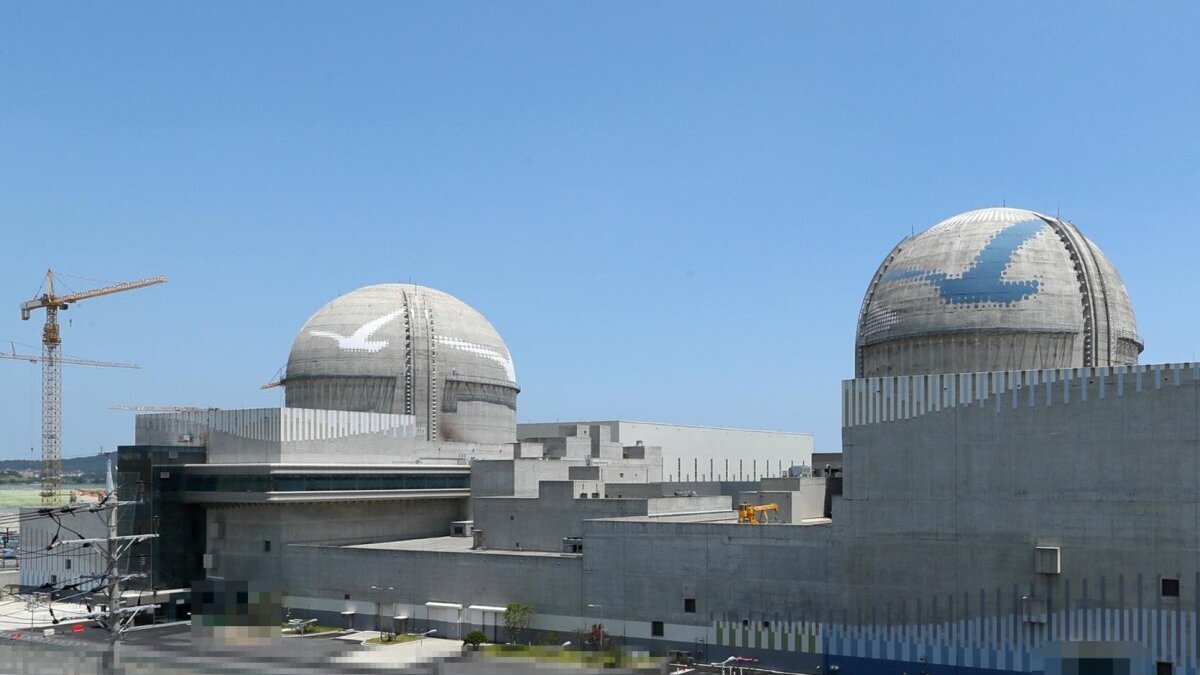 Nuclear reactors operated by Korea Hydro & Nuclear Power. The state-run utility plans to build three new nuclear reactors over the next decade. Photo by KHNP

                                            