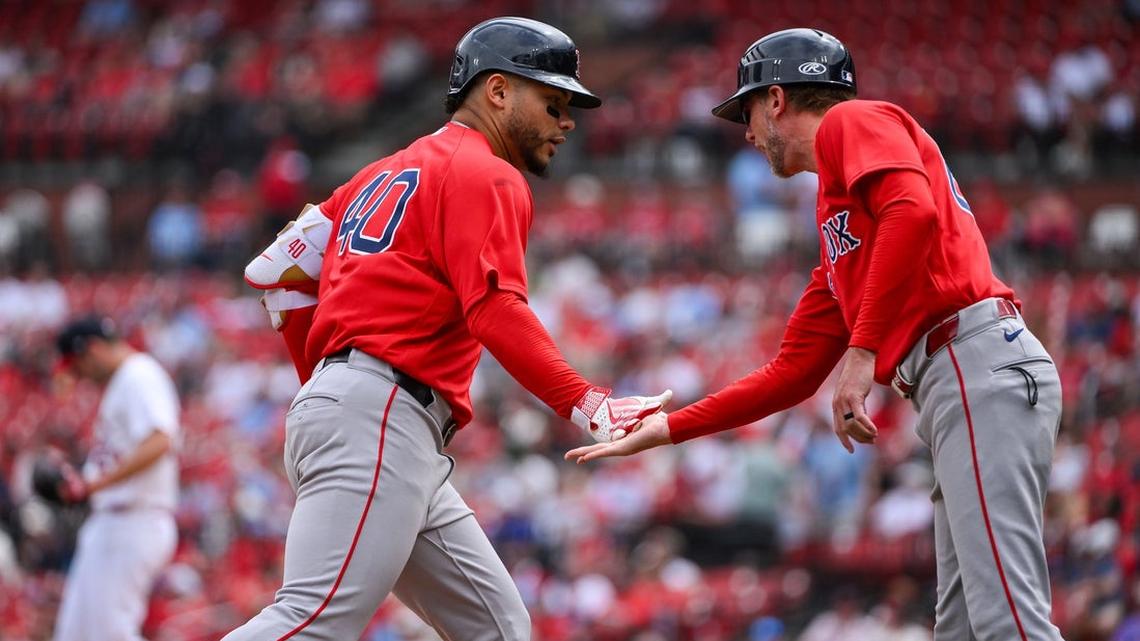 Willson Contreras hammers former team as Red Sox rout Cards 