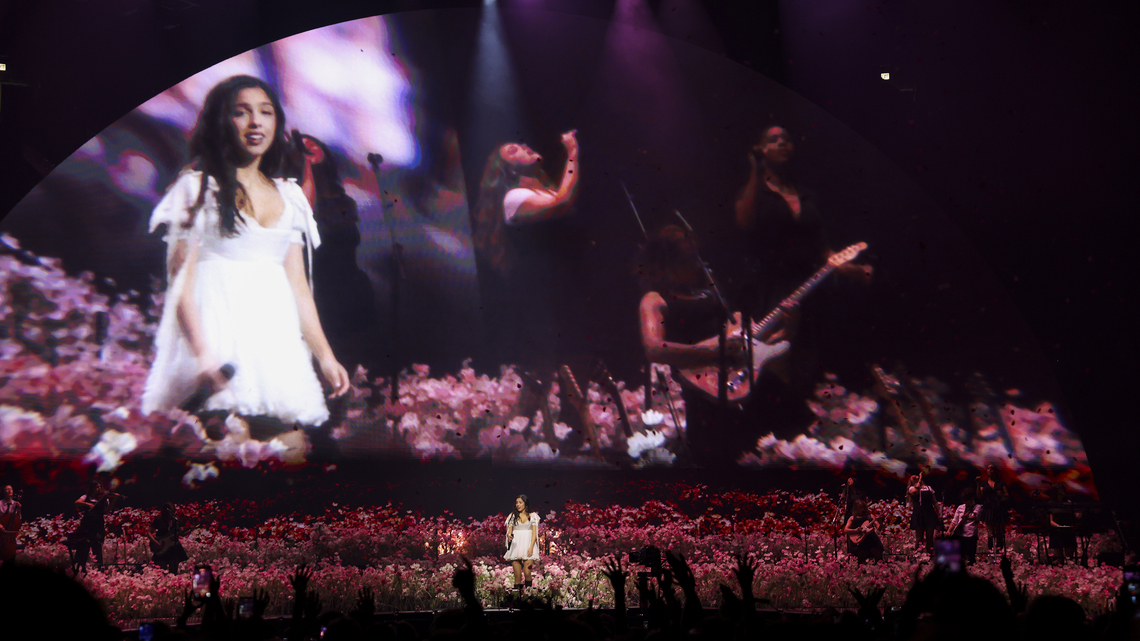 Review: Olivia Rodrigo, in a sea of flowers, kicking her way towards what's next 