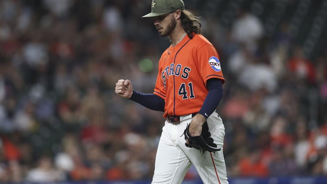 Spencer Arrighetti's no-hit bid ends in 8th, but Astros blank Rangers 