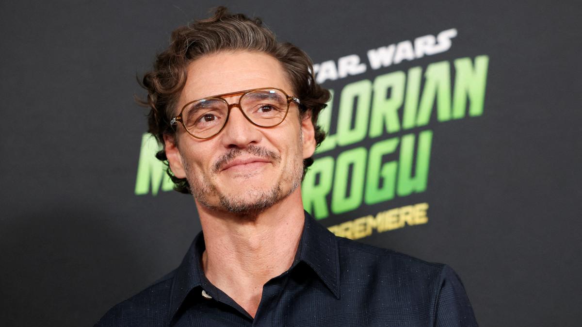 FILE PHOTO: Cast member Pedro Pascal attends a premiere for the film Star Wars: The Mandalorian and Grogu at TCL Chinese theatre in Los Angeles, California, U.S., May 14, 2026. REUTERS/Mario Anzuoni/File Photo