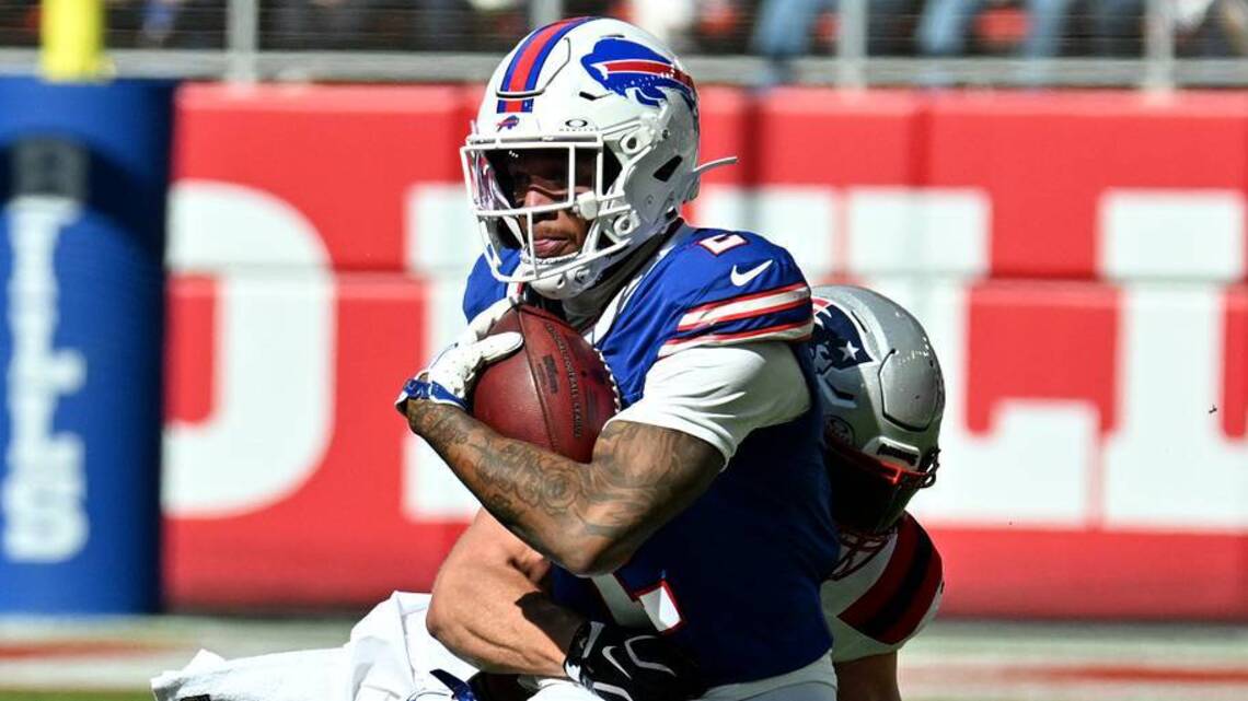Fantasy Football Injury Impact: DJ Moore's Shoulder Status Could Unlock Two Bills Breakout Receivers