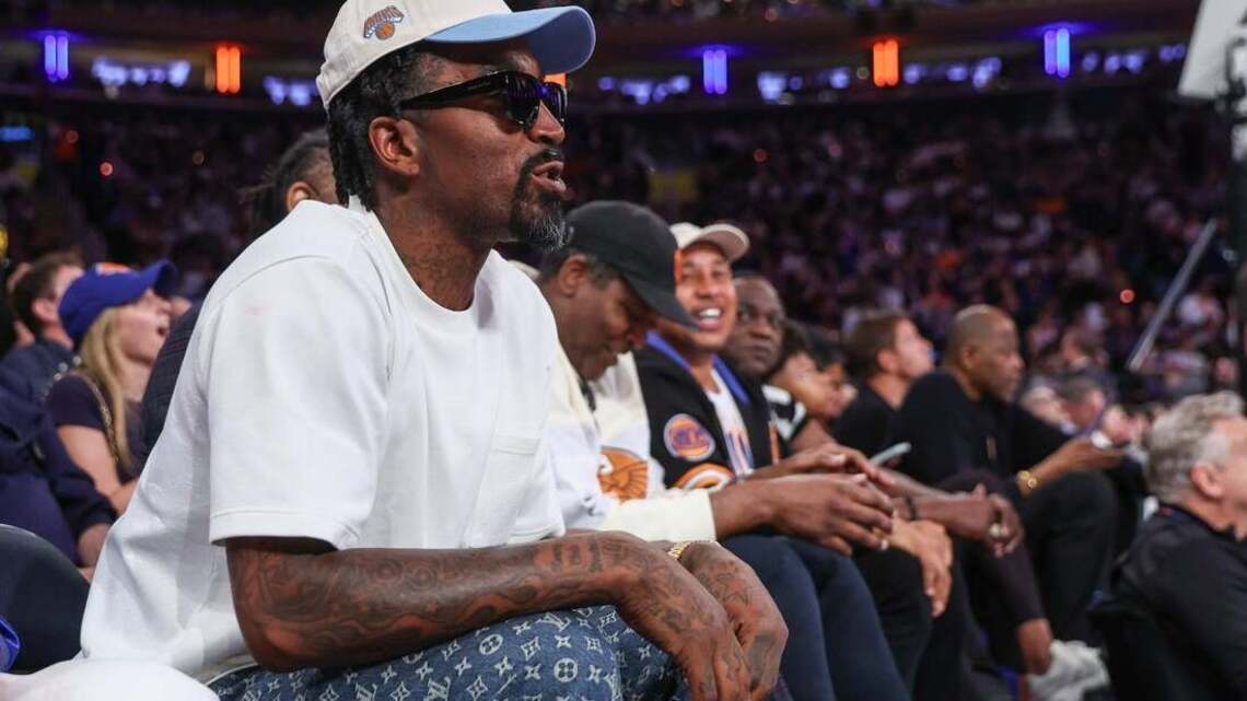Two-time NBA champ J.R. Smith arrested on assault charge 