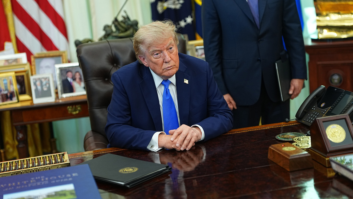 Trump tries to curb birthright citizenship after court loss 