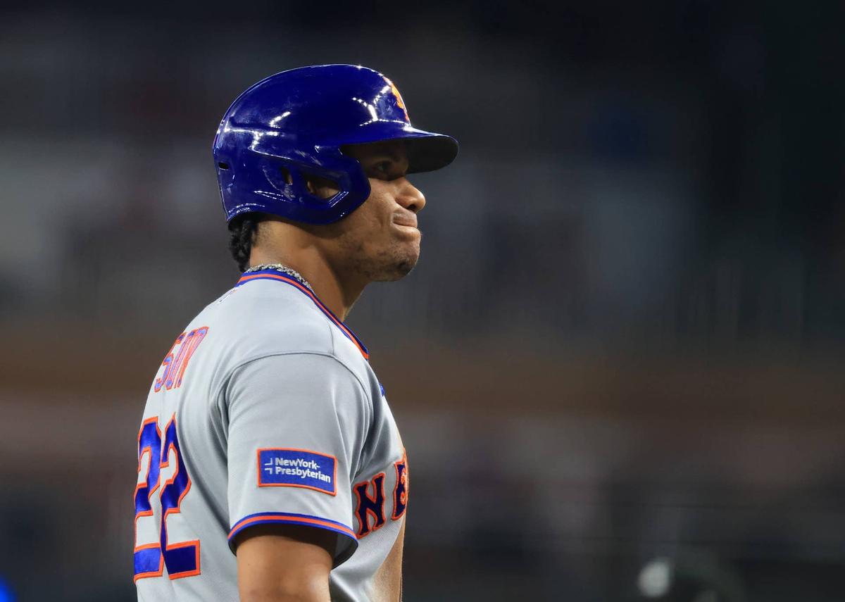  New York Mets outfielder Juan Soto (22) © Mark J. Rebilas-Imagn Images