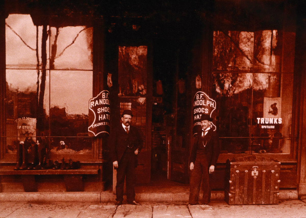  Universal History Archive/Universal Images Group via Getty Images 