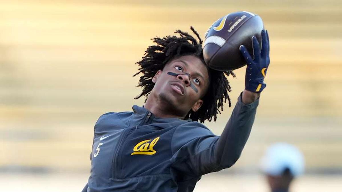  Nov 29, 2025; Berkeley, California, USA; California Golden Bears defensive back Hezekiah Masses (5) warms up before the game against the Southern Methodist Mustangs at California Memorial Stadium. Mandatory Credit: Darren Yamashita-Imagn Images | Darren Yamashita-Imagn Images 