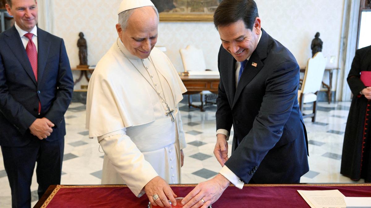 Pope Leo XIV meets U.S. Secretary of State Marco Rubio at the Vatican, May 7, 2026. Vatican Media/Simone Risoluti/Handout via REUTERS