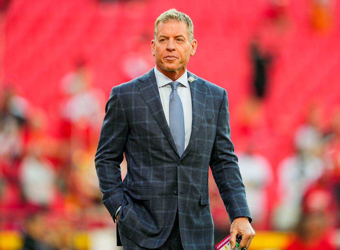  Oct 7, 2024; Kansas City, Missouri, USA; NFL hall of fame Troy Aikman prior to a game between the New Orleans Saints and the Kansas City Chiefs at GEHA Field at Arrowhead Stadium. Mandatory Credit: Jay Biggerstaff-Imagn Images 