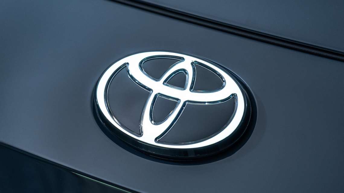 Toyota Wants Other Automakers to Buy Its New Engines