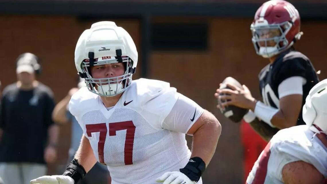 Jackson Lloyd's Confidence Building as He Steps into Left Tackle Role