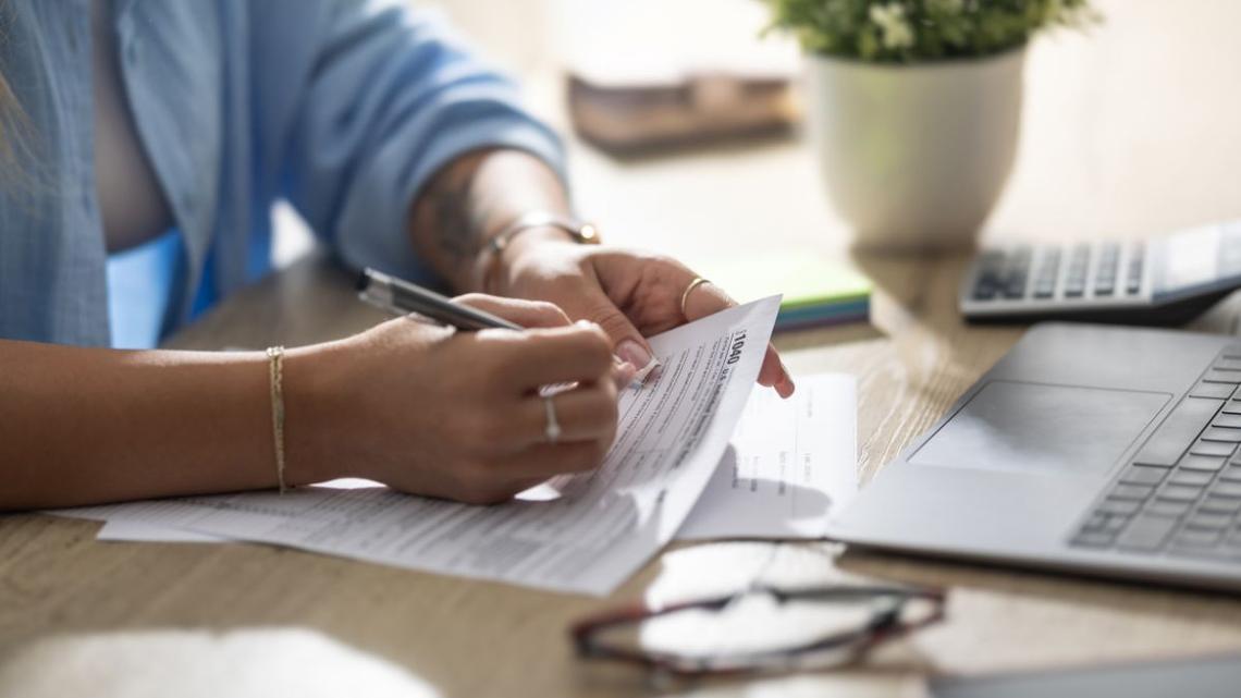 When is the last day to file taxes in IL? Check these deadlines, free file options