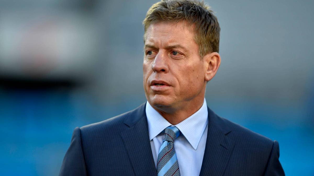 ESPN analyst Troy Aikman.