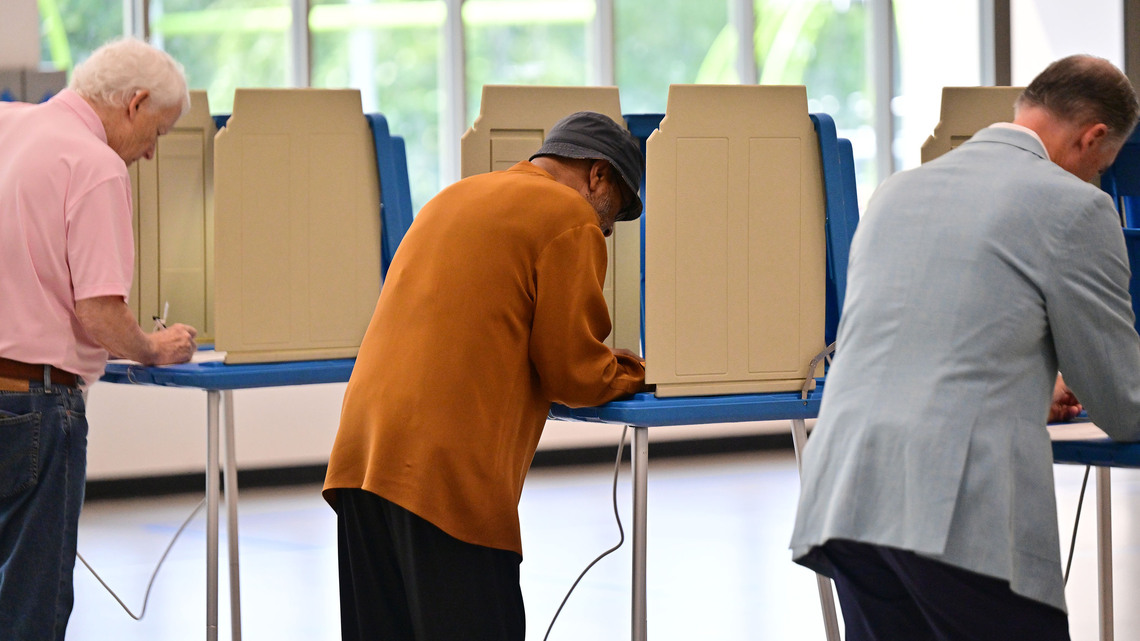 Voters in Minnesota primary choose candidates to advance to November ballot 