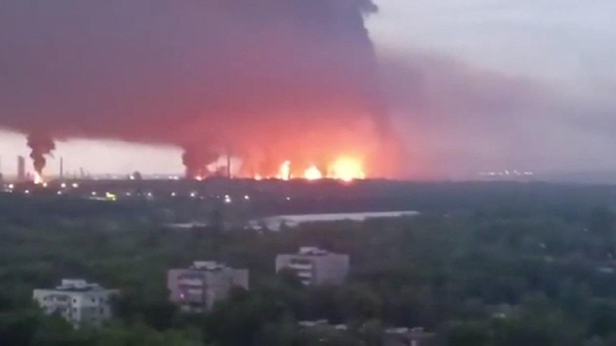 Fire and a thick plume of smoke rise in the vicinity of the Ryazan oil refinery, amid the Russia-Ukraine conflict in Ryazan, Ryazan region, Russia, May 15, 2026, in this screen grab obtained from a social media video. Social Media/via REUTERS