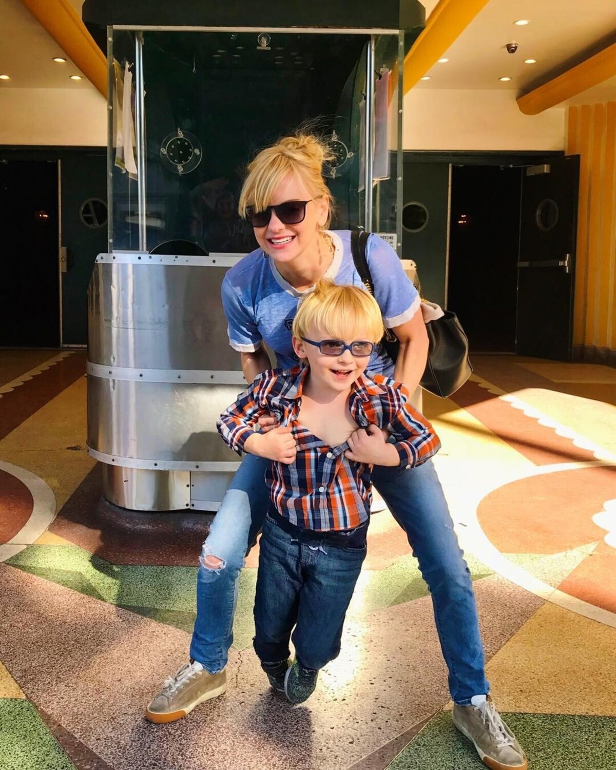  Courtesy of Anna Faris/Instagram 