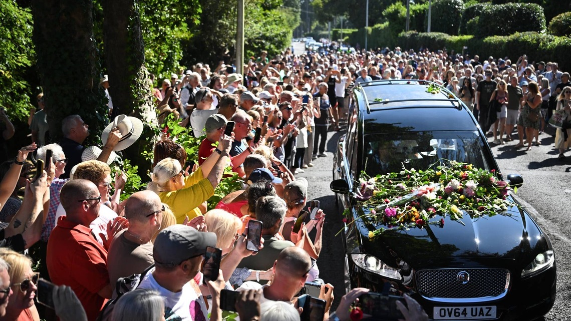 Fans Line the Streets as Bonnie Tyler's Coffin Returns Home-See the Powerful Photos 