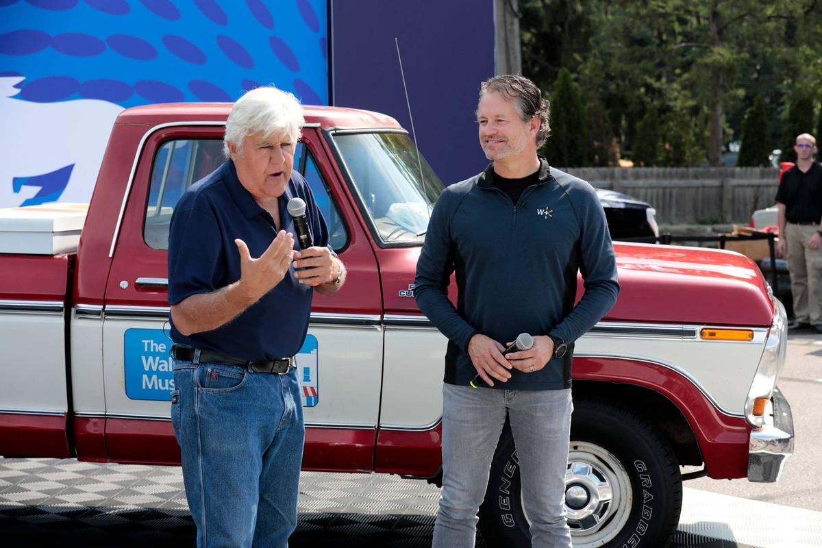  Walmart CEO warns of rising fuel prices 
