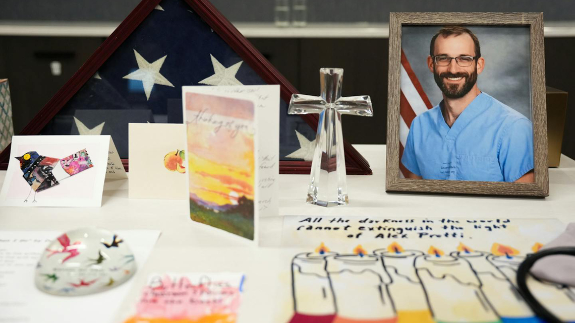 Parents of Alex Pretti claim Justice Department is shielding agents who killed their son 