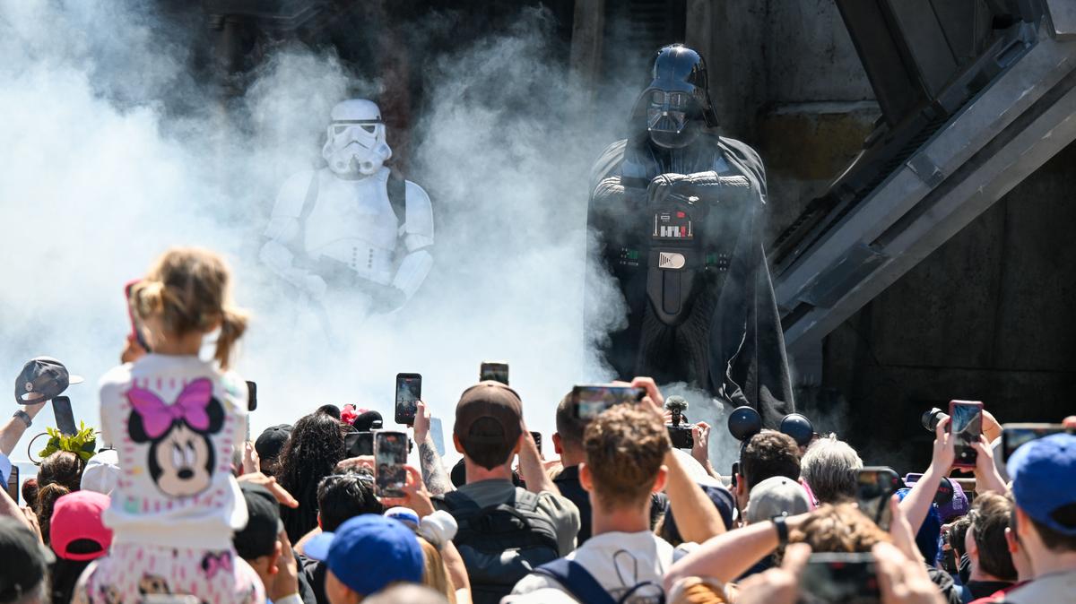 Darth Vader appears at Star Wars: Galaxy’s Edge inside Disneyland on Wednesday, April 29, 2026, in Anaheim. Disney is changing up Batuu, adding Darth Vader, Luke, Skywalker, Han Solo and Princess Leia to the land. (Photo by Jeff Gritchen, Orange County Register/SCNG)