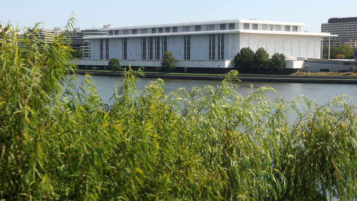Opponents call Trump 'delusional' for threat to demolish Kennedy Center