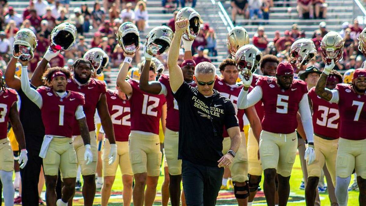  Head coach Mike Norvell leads Florida State into their matchup against the Pittsburgh Panthers on Oct. 11; the match up falls on his 44th birthday. | Emily Stewart/FSView & the Florida Flambeau / USA TODAY NETWORK via Imagn Images 