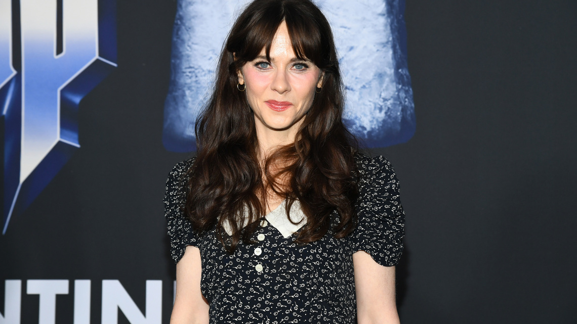 Bye, Jeans! Zooey Deschanel's Chic Pull-on Pants Are the Comfy Alternative 
