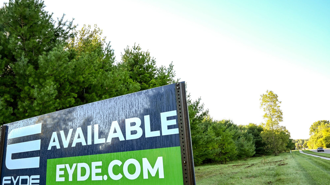 Developer wants rezoning in Delta Township for nearly 500 apartments 