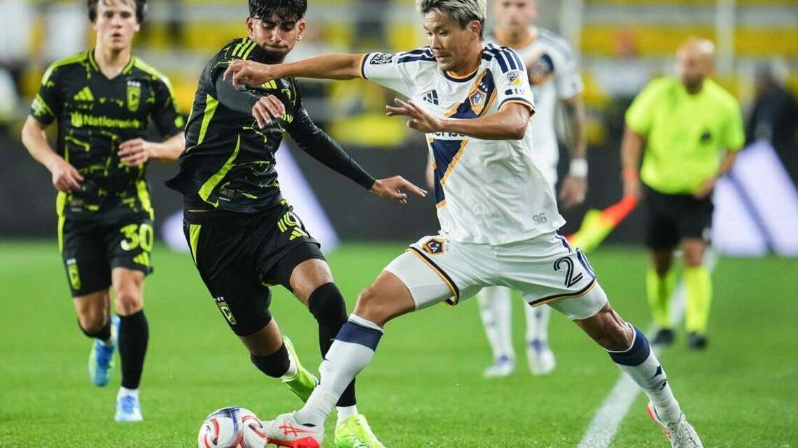 Galaxy transfer D Miki Yamane to Japanese club