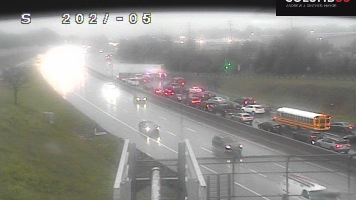 I-71 South reopens after tractor-trailer crash on Columbus' North Side ...