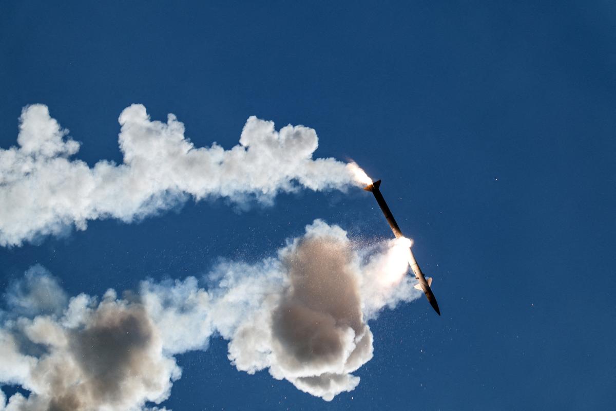 A faulty interceptor missile launched by Israel’s Iron Dome anti-missile system disintegrates above southern Lebanon, shortly after being launched by Israel, as seen from the israeli side of the Israel-Lebanon border, in northern Israel, June 1, 2026. REUTERS/Amir Cohen