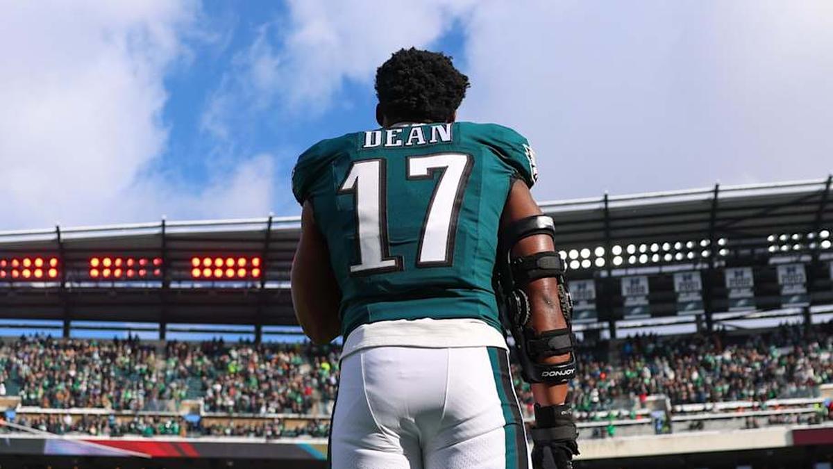  Dec 14, 2025; Philadelphia, Pennsylvania, USA; Philadelphia Eagles linebacker Nakobe Dean (17) stands during the National Anthem before the game against the Las Vegas Raiders at Lincoln Financial Field. Mandatory Credit: Bill Streicher-Imagn Images | Bill Streicher-Imagn Images 