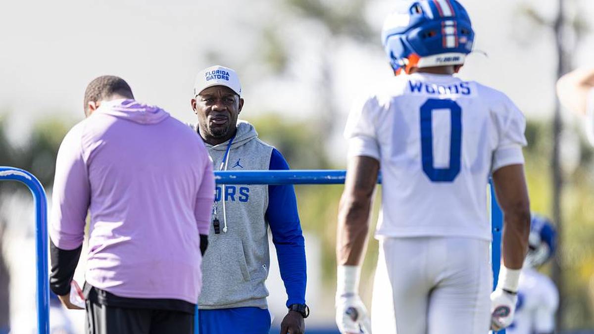  Florida Gators outside linebackers coach Bam Hardmon. | Kyle Lander / Florida Gators on SI 