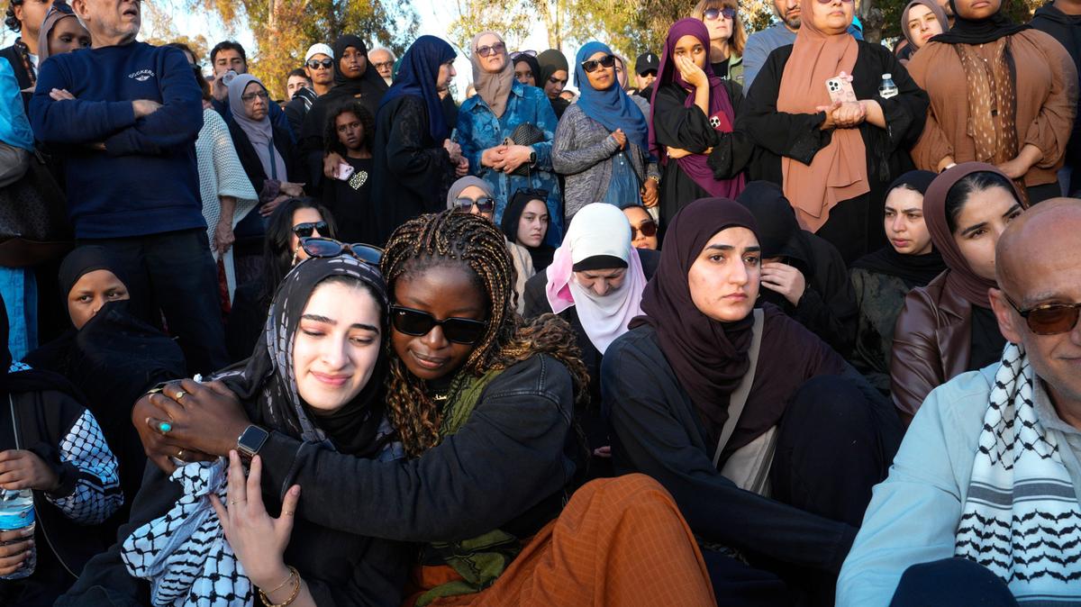 Hundreds gathered Tuesday, May 19, 2026, to hold a vigil at Lindbergh Park, down the street from the Islamic Center of San Diego, to mourn the loss of three people from the Islamic Center of San Diego. (Nelvin C. Cepeda/The San Diego Union-Tribune/TNS)