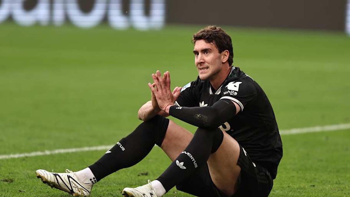  Dušan Vlahović faces an uncertain future. | Loris Roselli/NurPhoto/Getty Images 