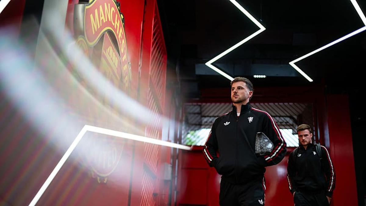  Mason Mount has yet to make a true impact at United. | Ash Donelon/Manchester United/Getty Images 