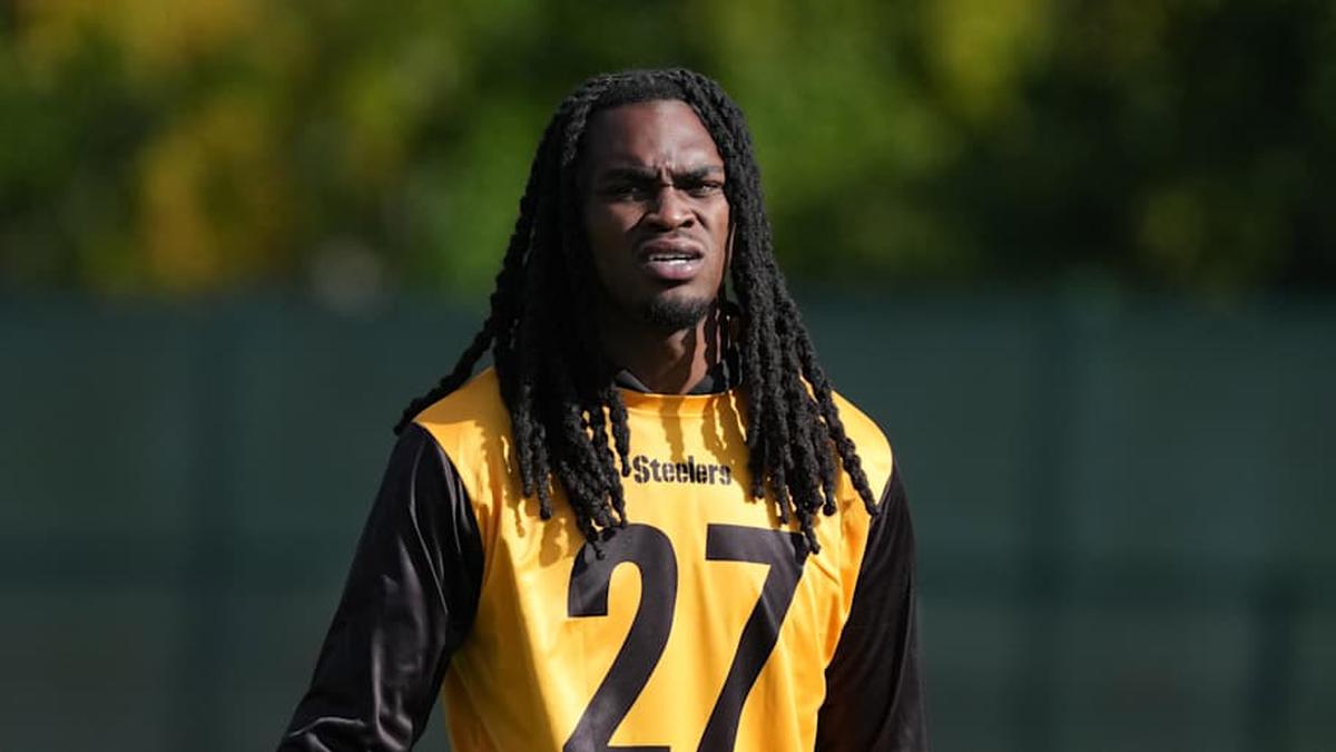  Sep 26, 2025; Maynooth, Ireland; Pittsburgh Steelers cornerback Cory Trice Jr. (27) during practice at Carton House. Mandatory Credit: Kirby Lee-Imagn Images | Kirby Lee-Imagn Images 