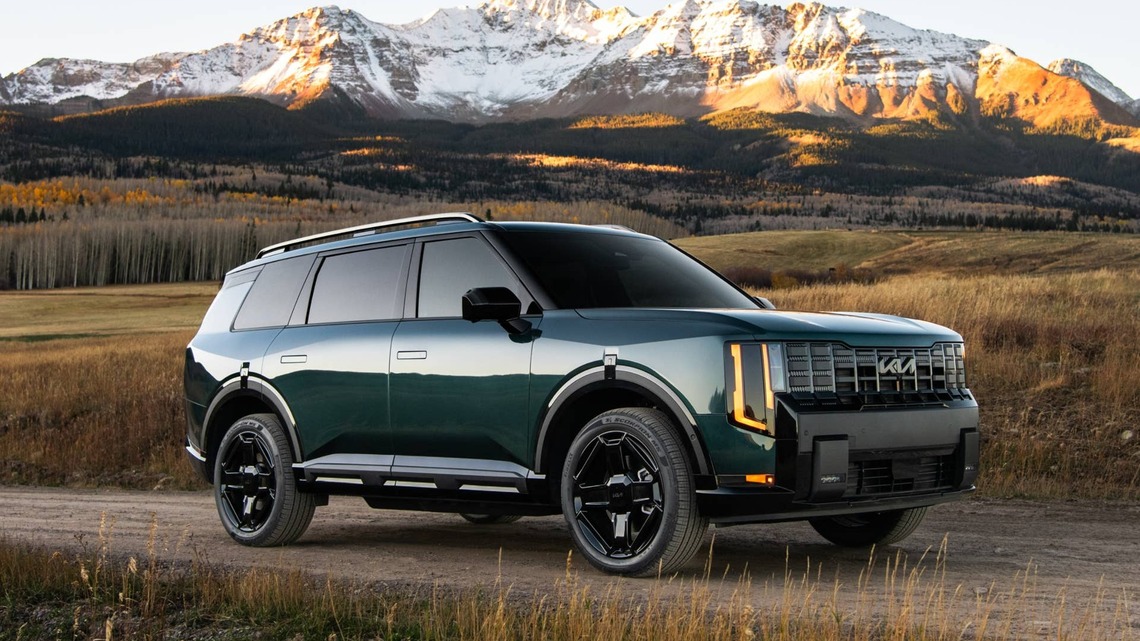 2027 Kia Telluride Hybrid vs. Gas. Is the Tradeoff Worth it?