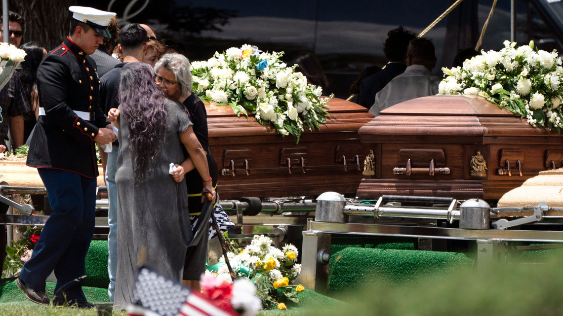Masacre tras masacre, la terrible realidad de Estados Unidos | Opinión
