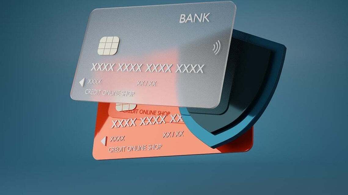 Key differences in choosing between secured vs. unsecured business credit cards 