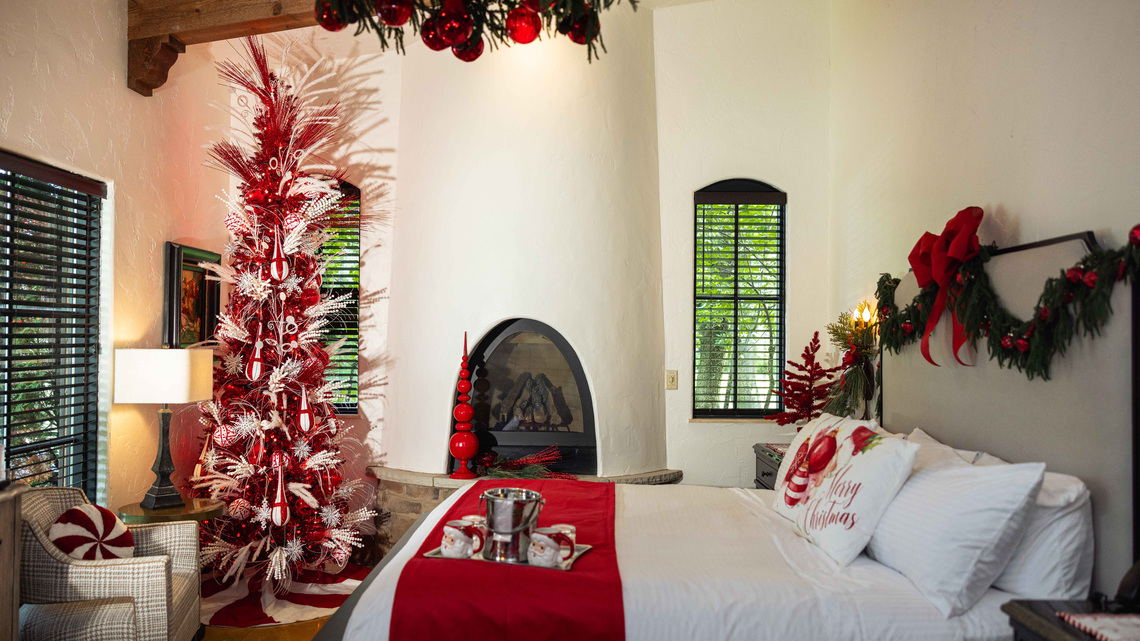 Gervasi decks its Villa's halls for Christmas