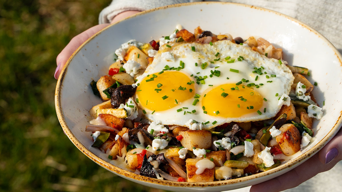 First Watch breakfast chain bets on golf to drive growth 